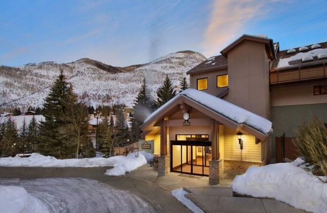 Marriott Streamside Evergreen Vail, CO 2beds 2 baths April 18- April 21th 2024