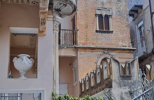 Martina, centre, 5 min. walk beach, 10 min walk trainstation in palazzo 1721