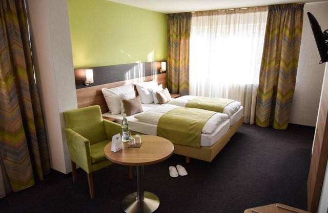 Martins Klause Airport Messe Hotel - Air Conditioning - Self Check-In available