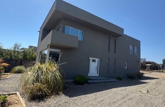 Marvelous 4-bedroom house with Pool in Con Con