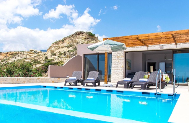 Mary 1 Waterfront villa,Private pool,South Crete