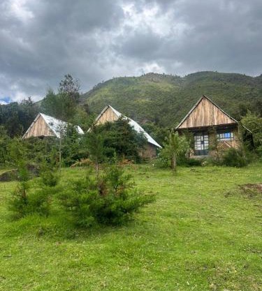 Maverick Camp, Rondavels and Homestay