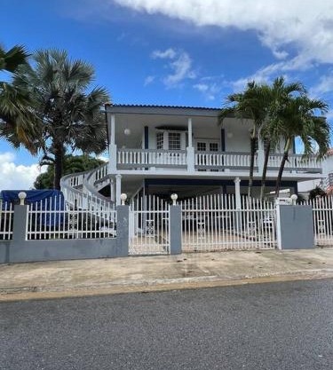Mayaguez Spacious 3 bedroom villa