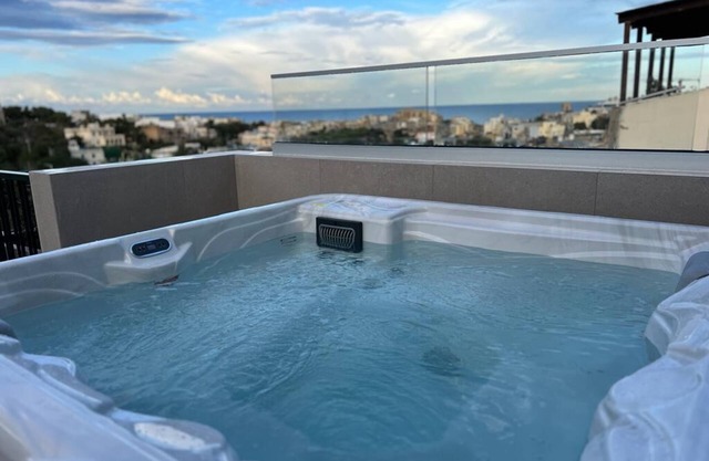 Mayfair by Premier Suites MT