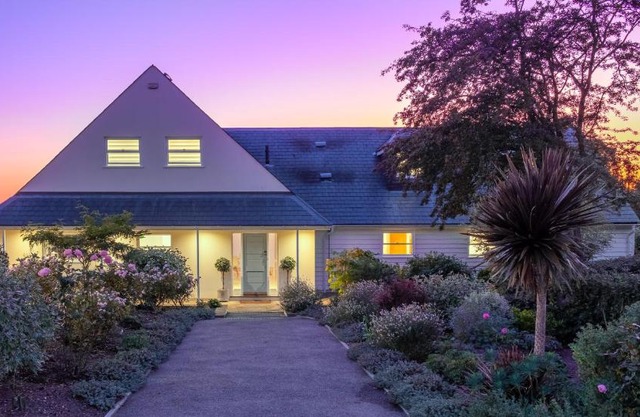 Meadow Cottage Bed & Breakfast