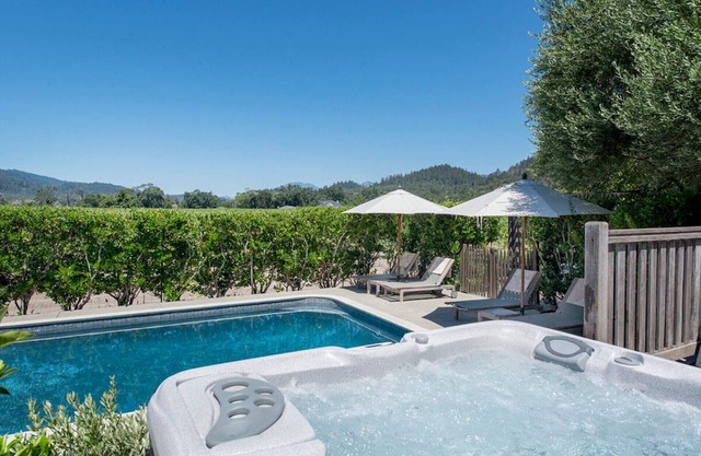 Mediterranean Villa with Pool and Vineyard in St. Helena