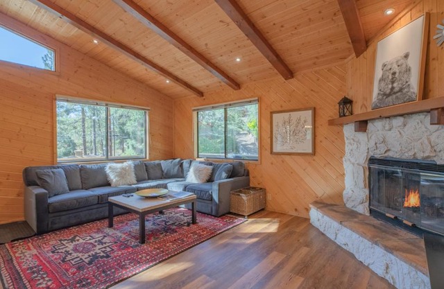 Mellow Moonridge - Great place to get away! Great location!