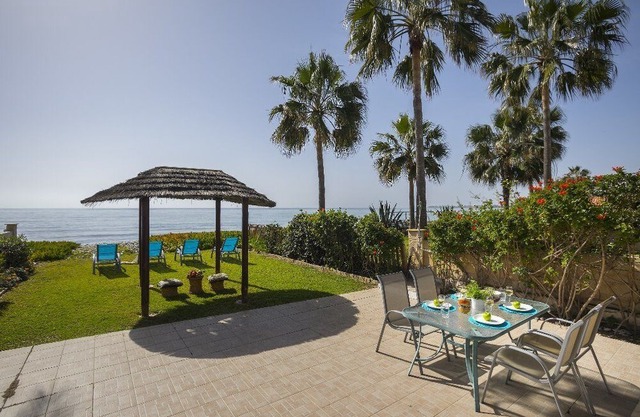 Meneou Beachfront Villa 5