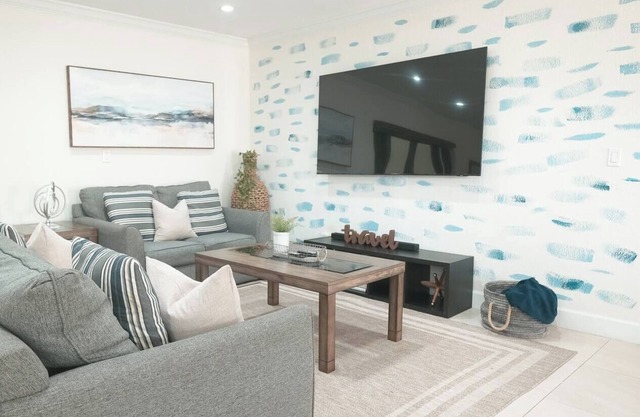 Miami dreams home! centrally located