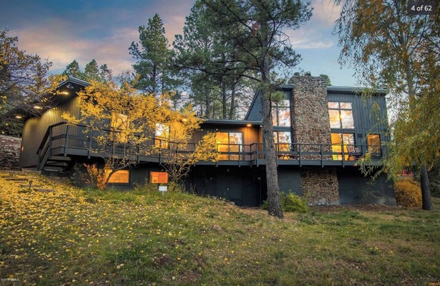Mid-Century Modern Home in Continental Country Club - East Flagstaff
