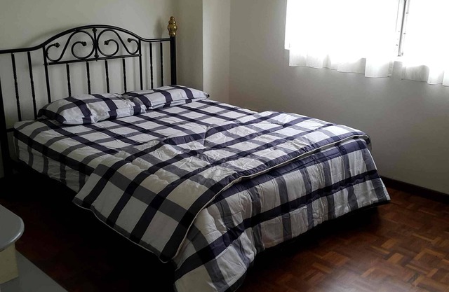 Midlands Court apartment, Pulau Tikus for homestay