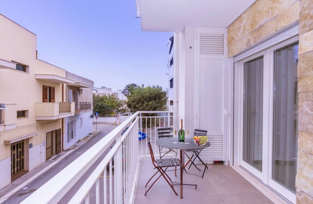 Mina Apartment 100m From Sea