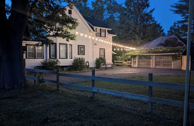 Mina's Place @ Footprint Farms