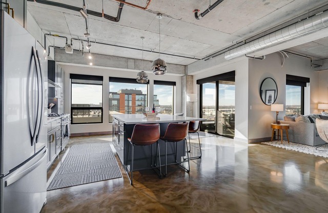 MINNeSTAY* Sable 701 Loft