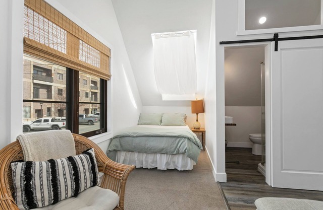 Minutes to Outdoor activities