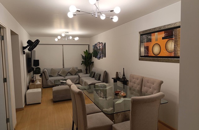 Miraflores Apart near Kennedy Park + 1 garage (10 beds/11 persons)