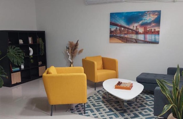 Mishkafayim Simcha Suite