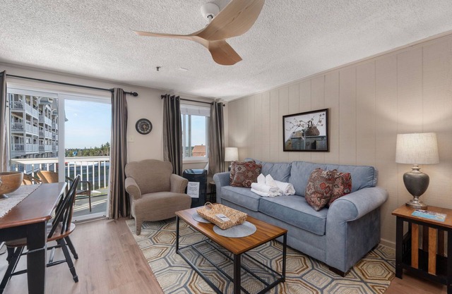 ML210|1BR,Ski In/Out,Ballhooter View
