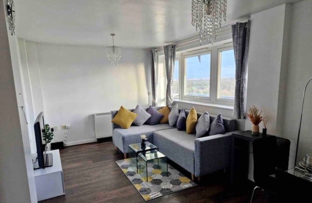Modern 1-bedroom flat close to Manchester Airport