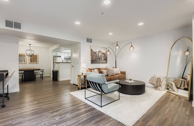 Modern 1BR - Prime Boulder + Gold Run Perks