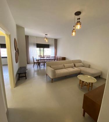 Modern 2BR in Trendy Jabal AlWebdeh with View