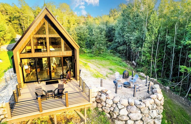Modern Adirondack Getaway