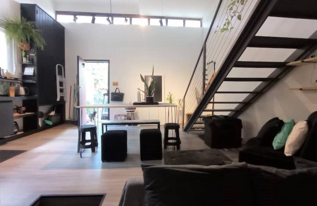 Modern and comfortable loft!