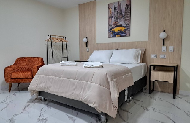Modern and Private Room 5 Minutes from Jockey Plaza Shopping Center