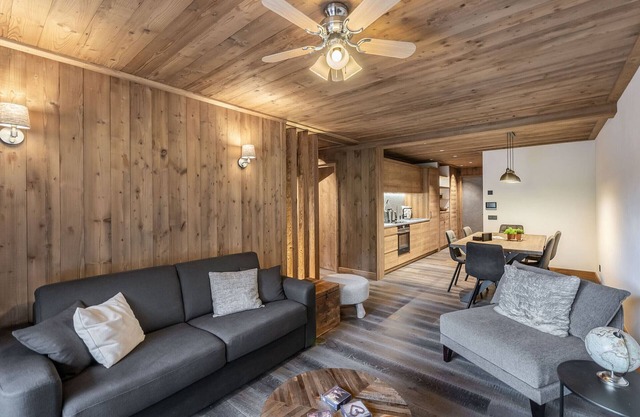 Modern Apartment Close to Slopes in Courchevel Le Praz