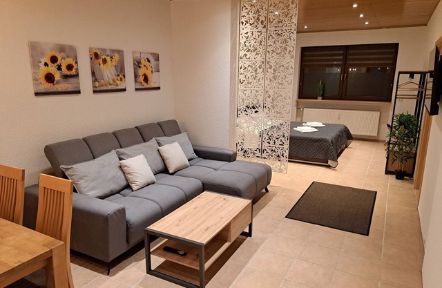 Modern apartment in Oberbexbach, for up to 5 people, with desk & parking space