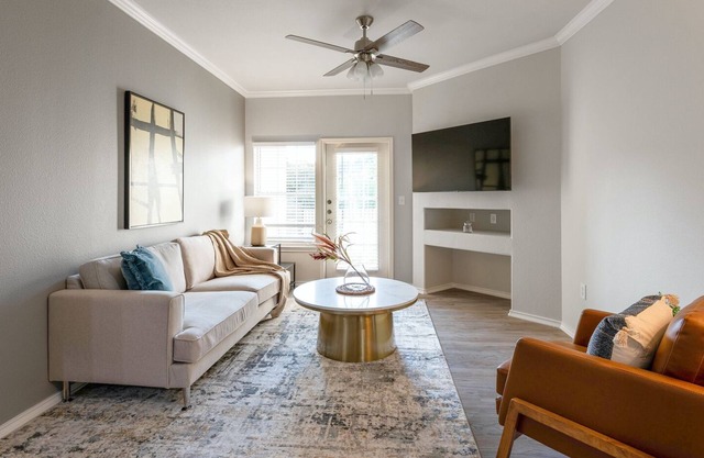 Modern Apartment in Prime Location (ID1747)