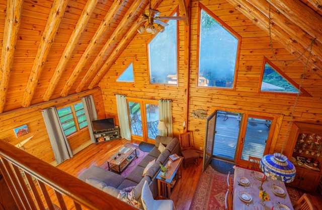 Modern Cabin In the Woods
