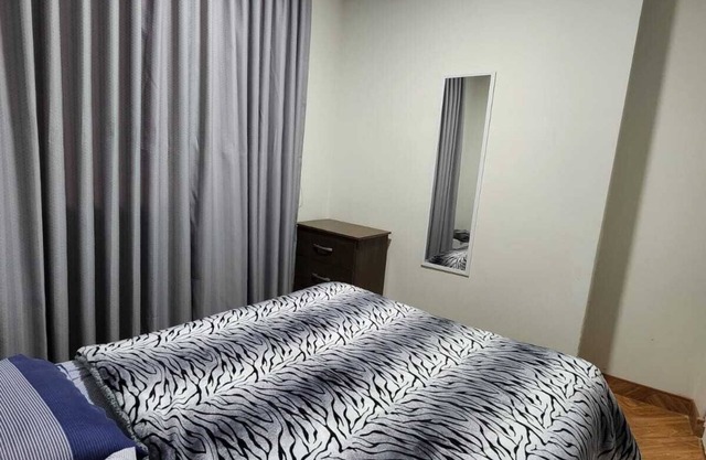 Modern, central and economical 10 min to plaza mayor de Lima, the Catedral.