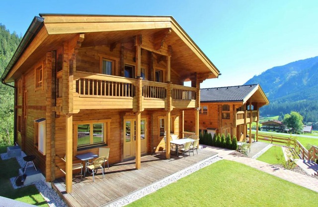 Modern Chalet with Jacuzzi in Krimml