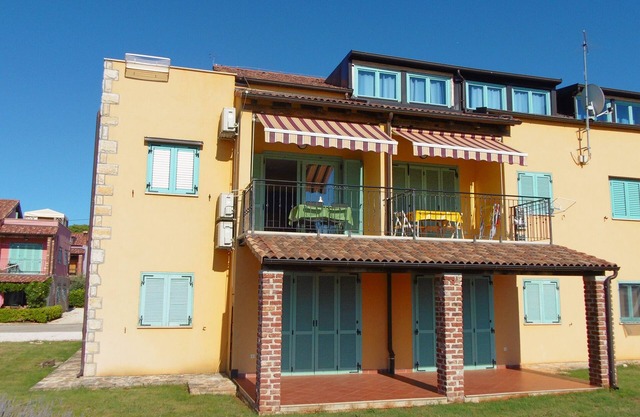 Modern & cozy apartment with pool and tennis court near Porec - 2 bedrooms