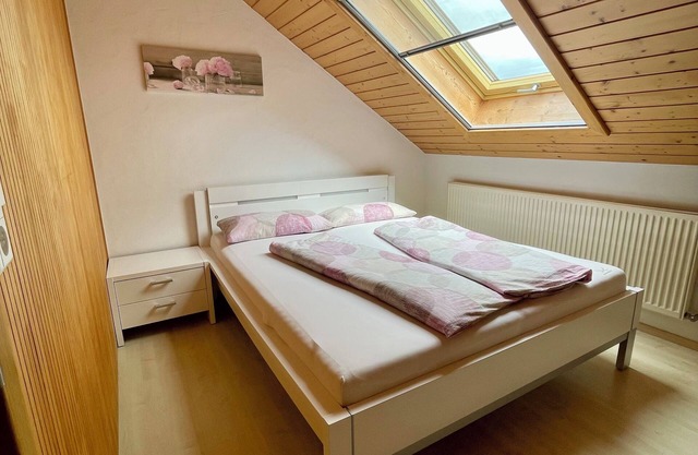 Modern top floor apartment with spacious outdoor area in a quiet location