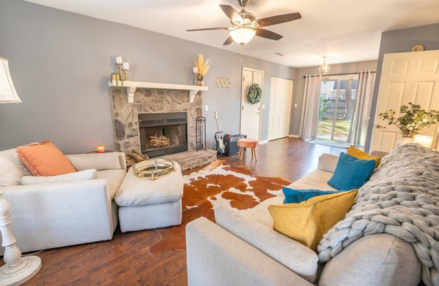 Modern Elegance in North Charleston!