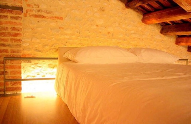 Modern Farmhouse in Pagnano Italy near Forest