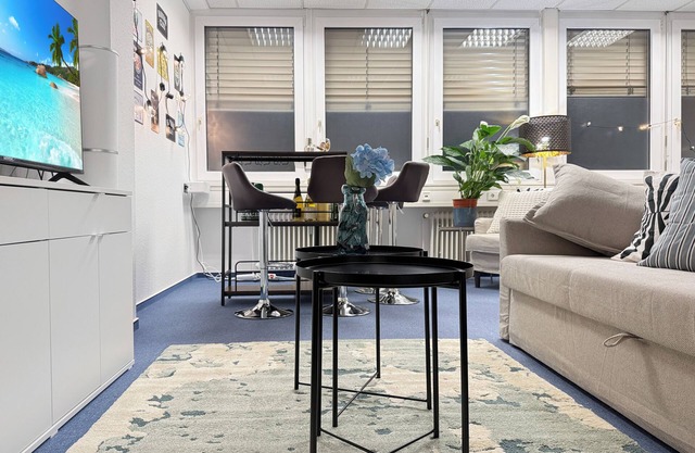 Modern Group Retreat for 20