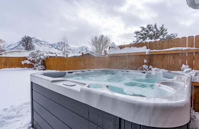 Modern home near UVU and BYU with hot tub and mountain views