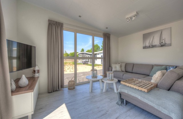 Modern lodge located 4.5 km. from Rockanje