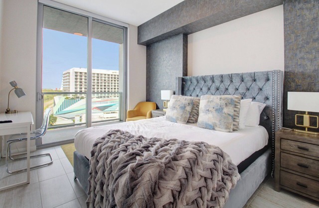 Modern Luxury Condo in Quadro – Walk to Wynwood & Design District