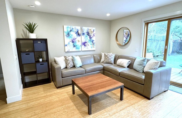 Modern Outer Sunset One Bedroom (30 days min stay)