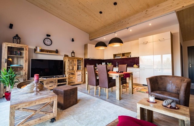 Modern penthouse (90 sqm) with two bedrooms and a large terrace