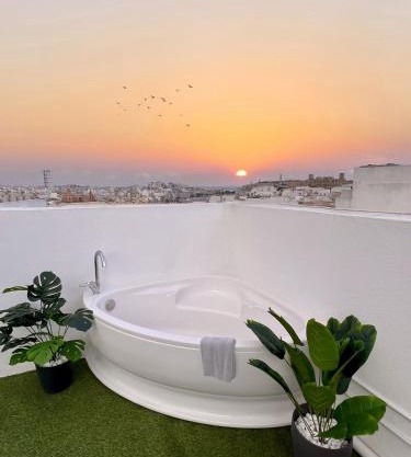 Modern Penthouse with Sea & Valletta view