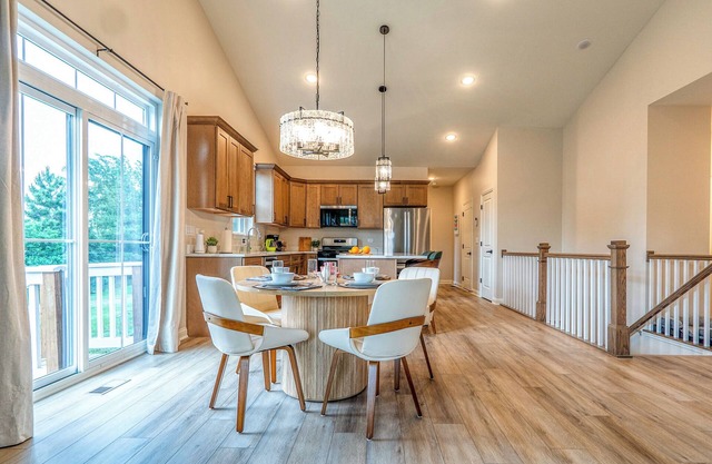 Modern Ranch home, Pet Friendly, No Stairs. Near Rock Run Casino, Restaurants