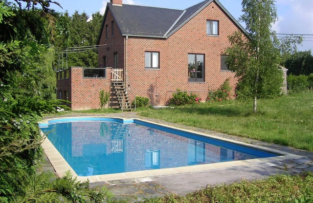 Modern Stay with Hot Tub