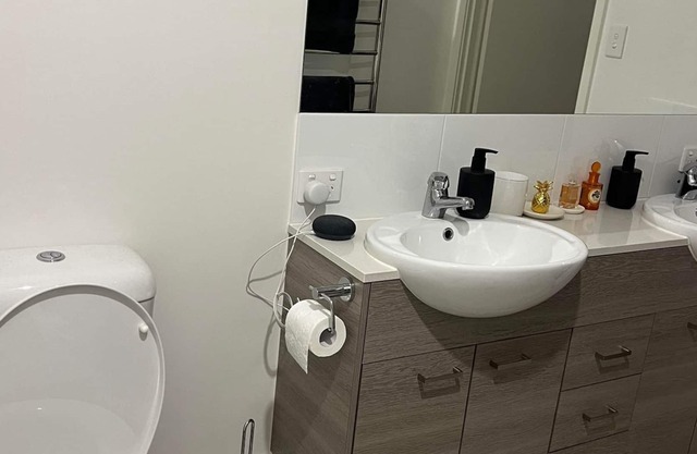 Modern Townhouse in Upper Coomera - 5 minutes to Gold Coast Theme Parks