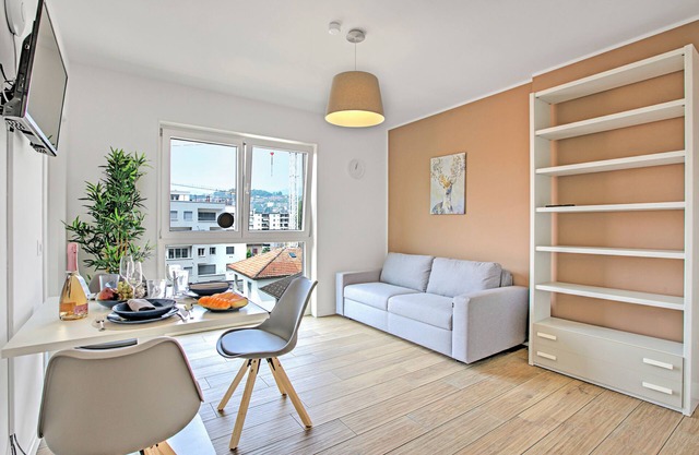 Modern Viganello - Tamaro apartment, Viganello (Lugano), Switzerland