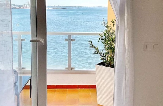Moderno apartamento vistas mar Villagarcia